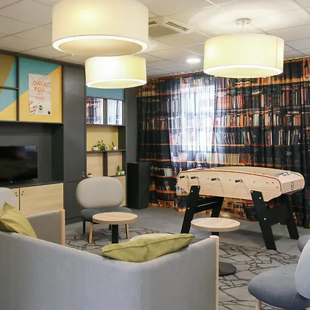 Prado Velodrome Hotel