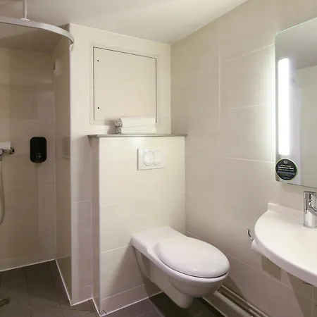 Prado Velodrome Hotel